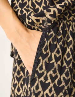 Arti Print Balloon Trousers Black