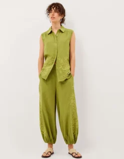 Effie Sleeveless Embroidered Shirt Green