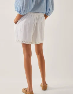 Irina High-Waisted Lace Shorts White