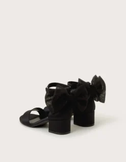 Two-Part Bow Heels Black
